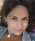 Dating Woman Espagne to Tenerife  : Lorena, 48 years